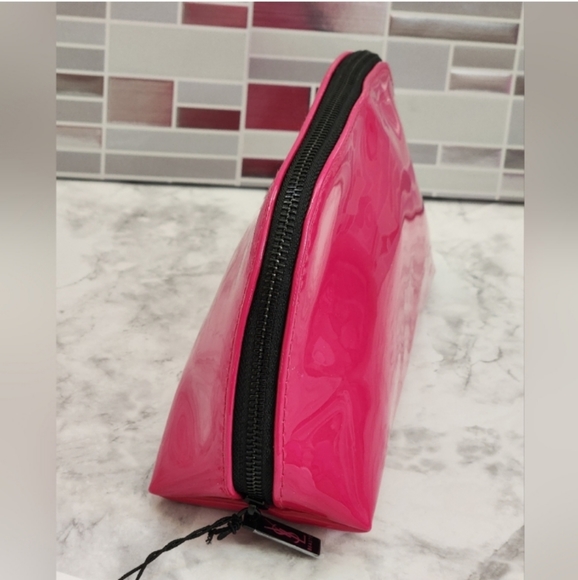 YVES SAINT LAURENT HOT PINK & BLACK PATENT LEATHER COSMETIC DOME POUCH NWT - Picture 12 of 12